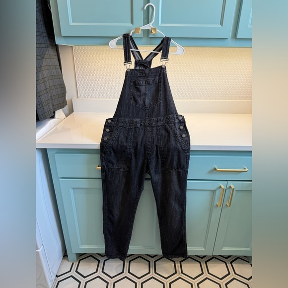 GAP Denim - GAP Black Denim Women’s Overalls EUC